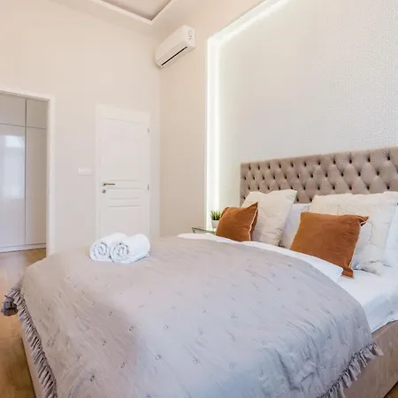 Apartamento Synagogue Skyline View Walk To Deák&fashion St Budapest