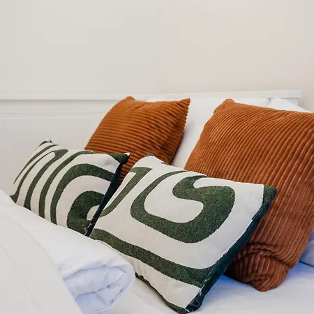 Synagogue Skyline View Walk To Deák&fashion St Apartamento Budapest